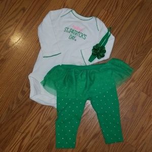 Carter's 🍀St Patrick's Day outfit